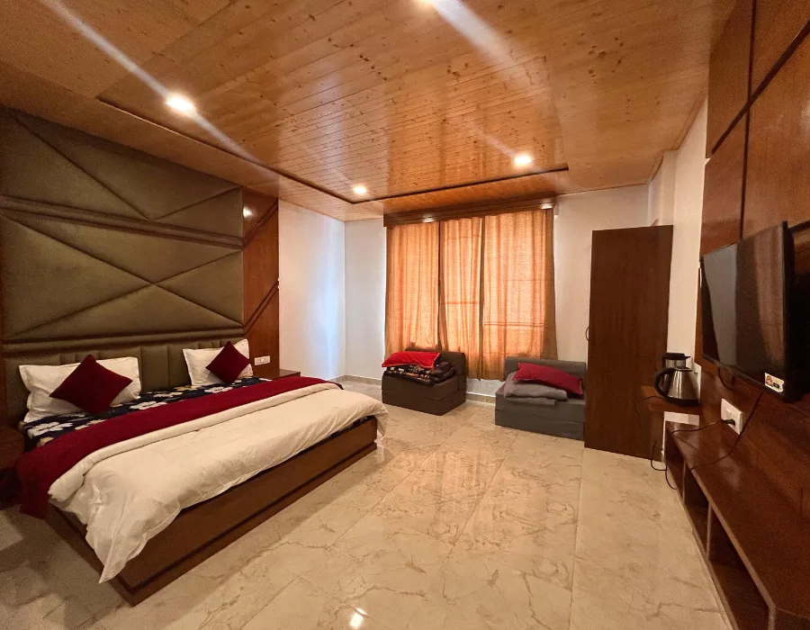 Hotel Maa Urvashi Deluxe Room l Travel To Nirvana l Best Hotel in Badrinath