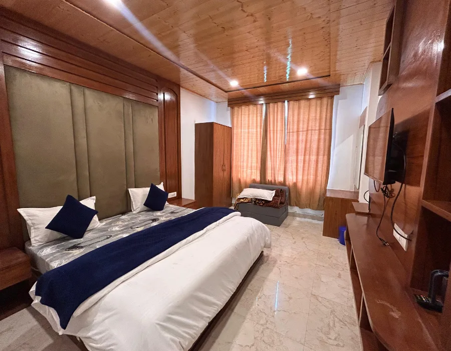Hotel Maa Urvashi Deluxe Room l Travel To Nirvana l Best Hotel in Badrinath